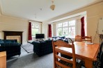 Barlow Moor Road, Didsbury, m20